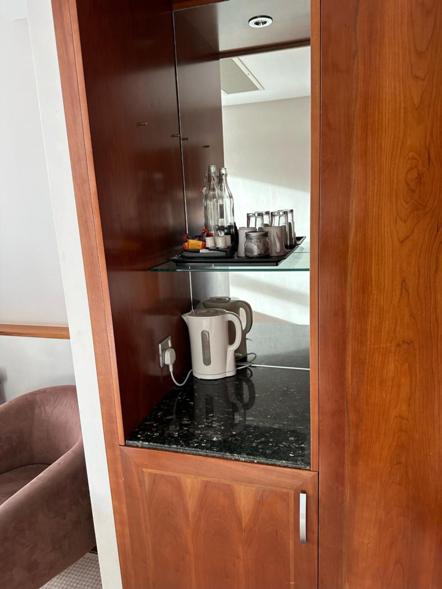The New Admiralty Hotel Ltd Portland Extérieur photo