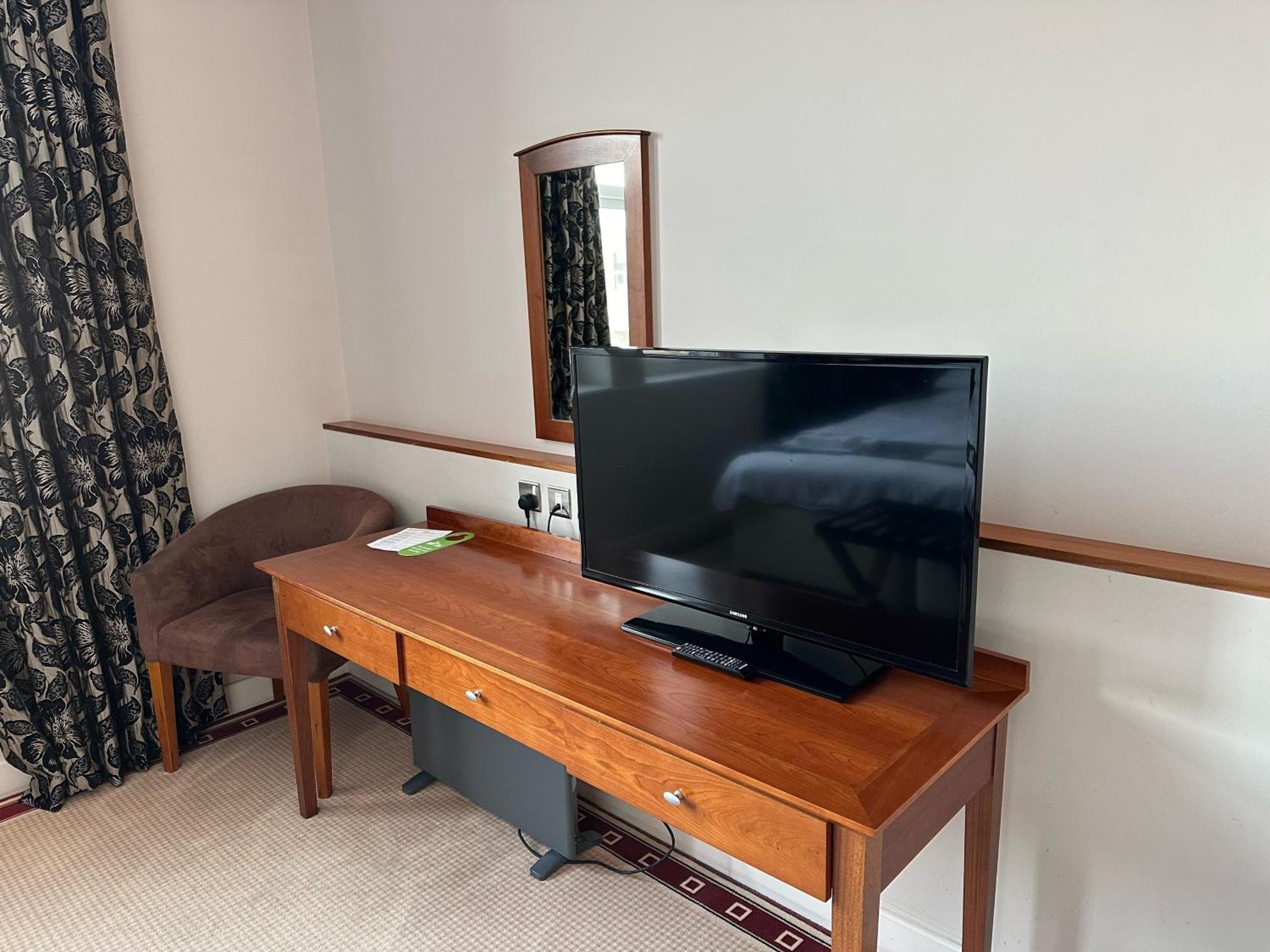 The New Admiralty Hotel Ltd Portland Extérieur photo